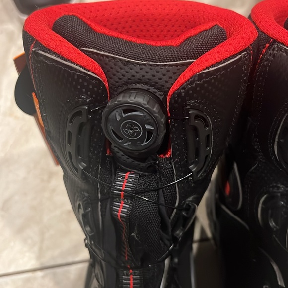 Red wing shoes - Picture 3 of 8